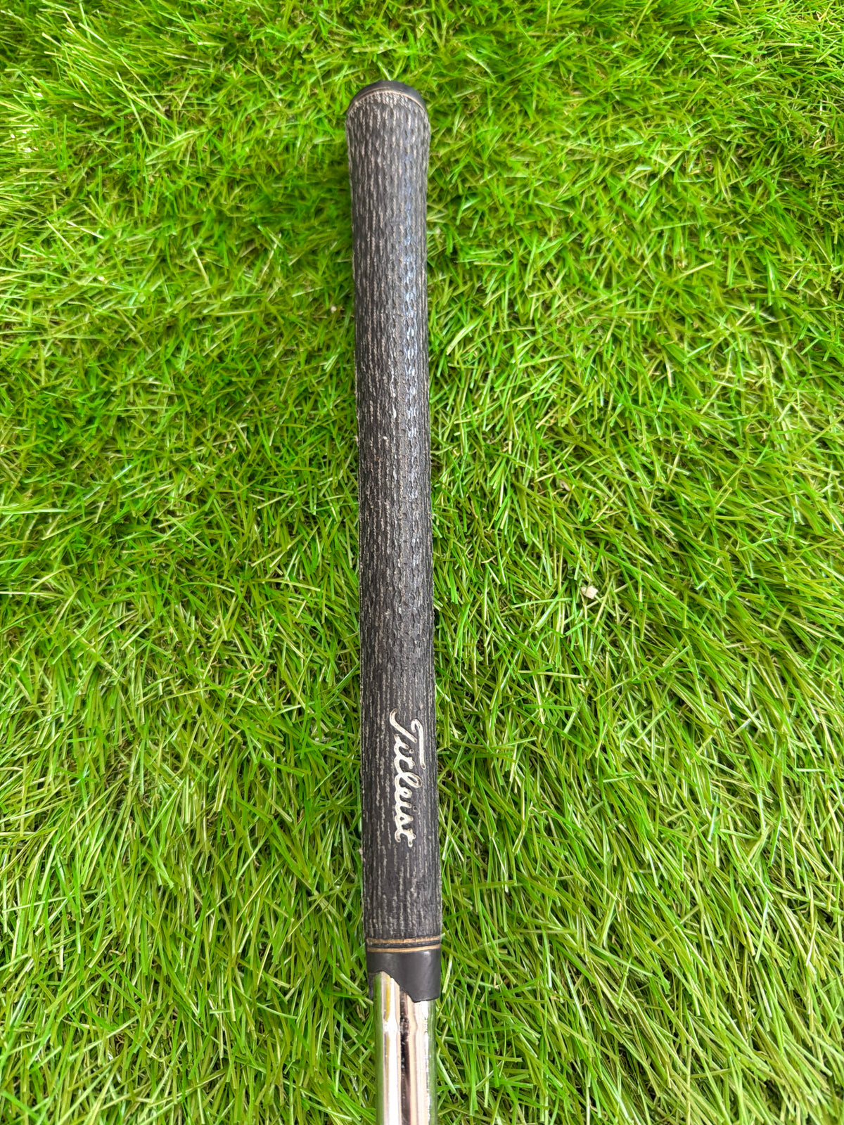 Titleist DCI 990 5 Iron RH Dynamic Gold S300 Stiff Flex Shaft 37.75"