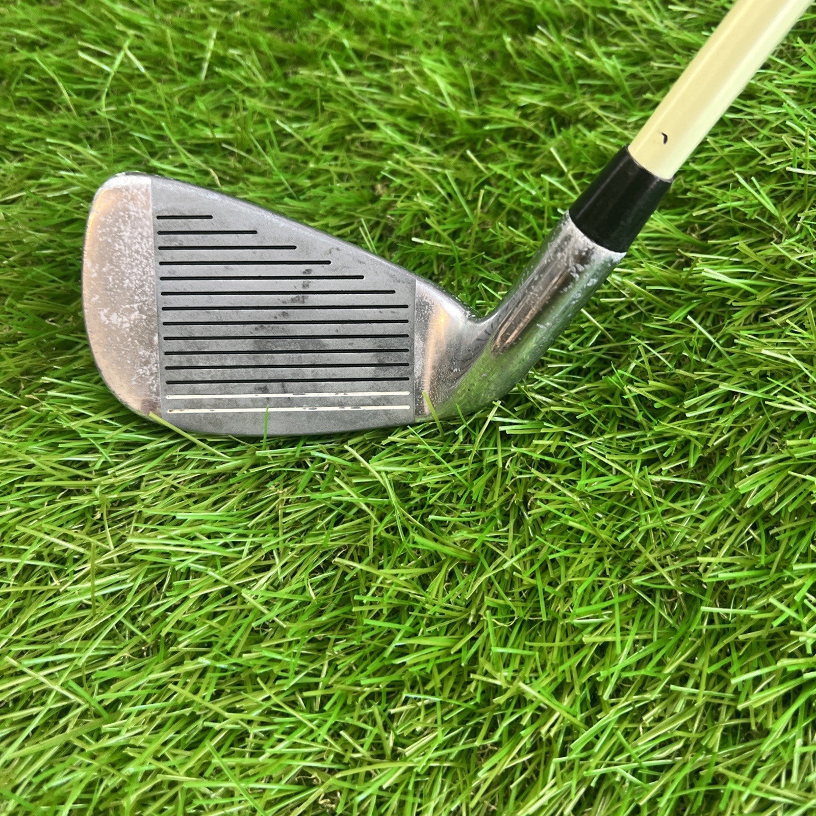 Wilson Breast Cancer Hope 7 Iron RH Womens Flex Shaft 36.5"