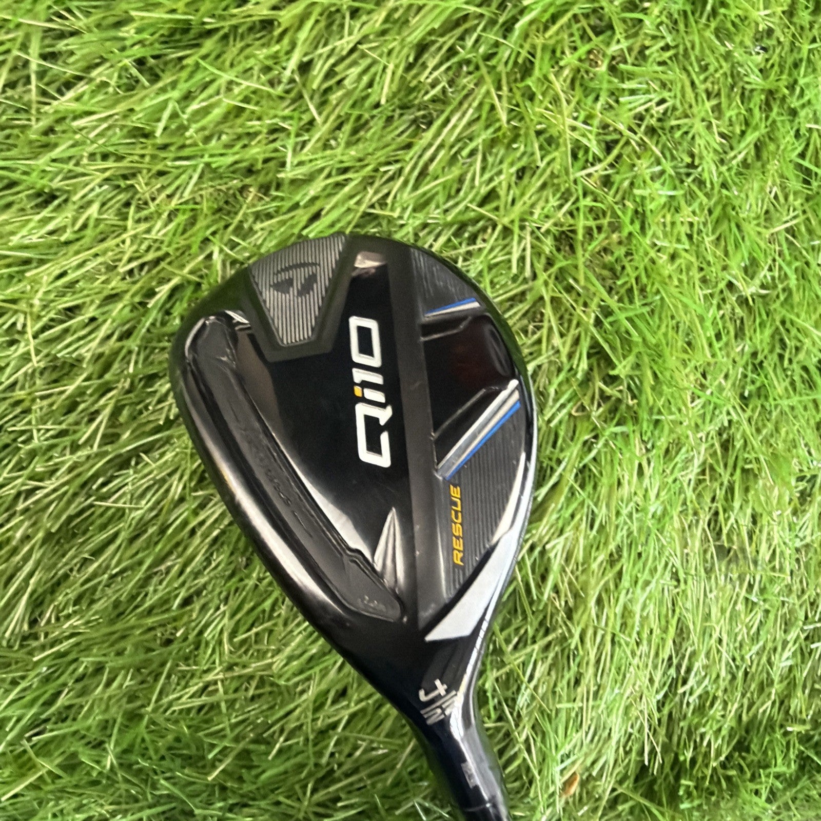 TaylorMade Qi10 22° 4H LH Ventus HB 6-R Regular Flex Shaft 40.5"