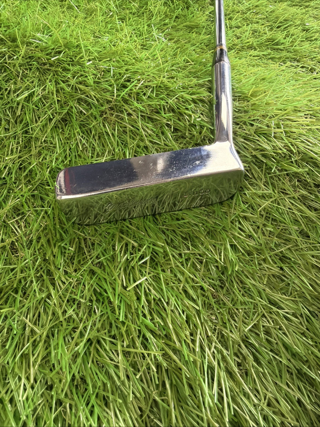 Vintage MacGregor Jack Nicklaus JN100 Putter RH Leather Grip 34.75" - Pristine