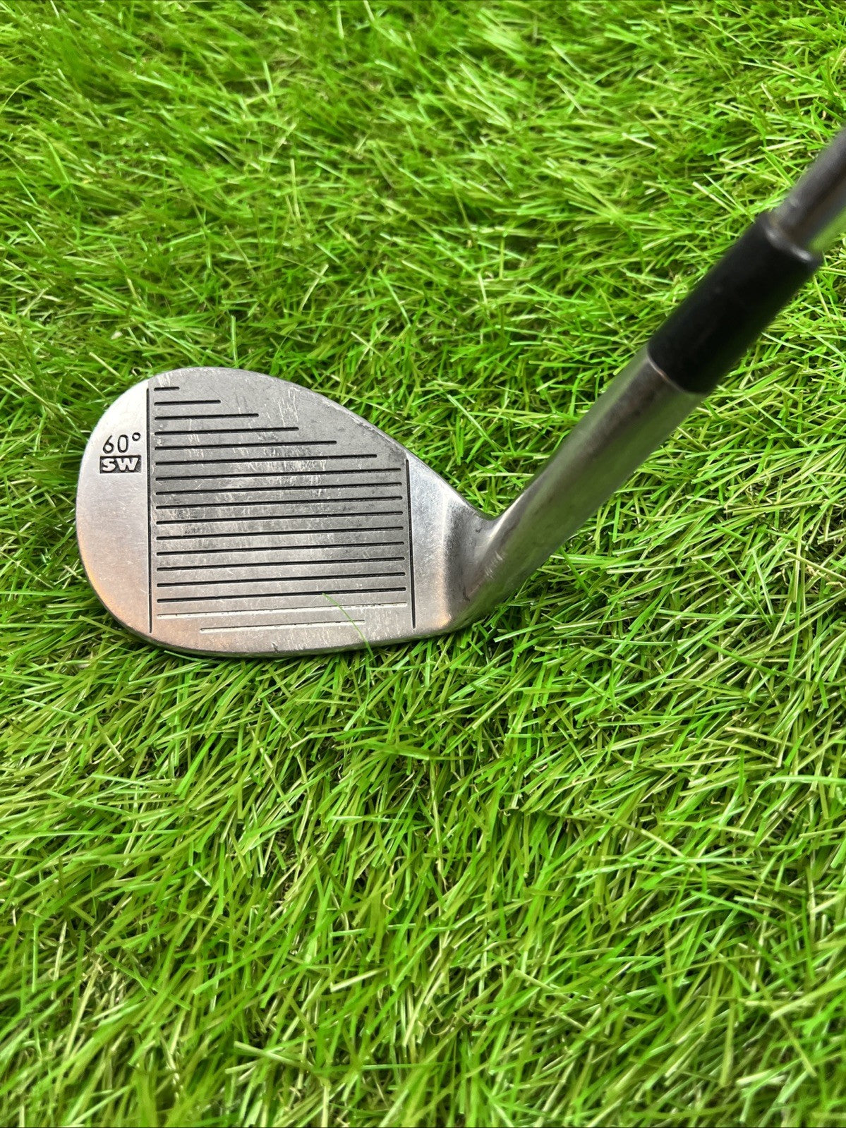 Sure-On 60° Wedge Oversize RH Dynamic Gold Shaft 36"