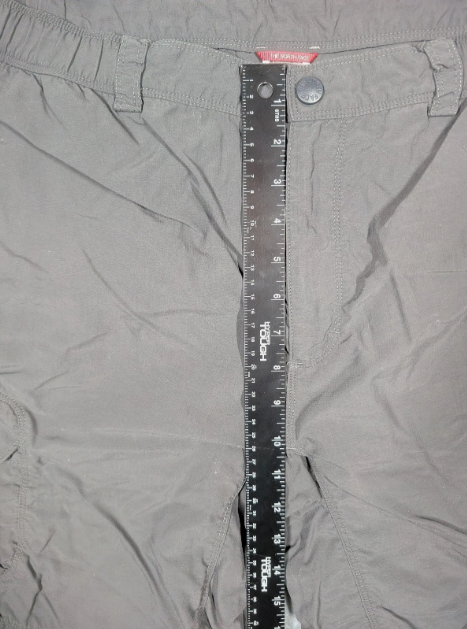 The North Face Shorts Mens Large Gray 9 Inch Inseam Cargo Elastic Waist Hiking