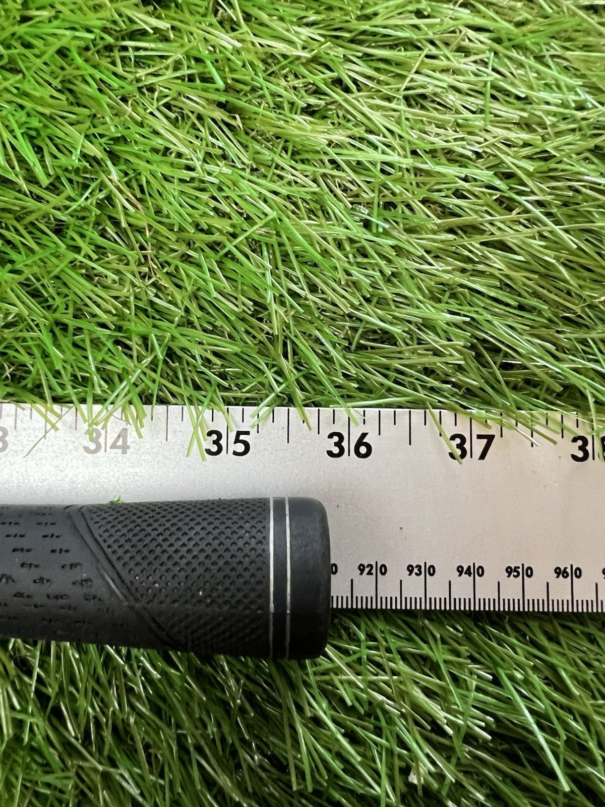 Tommy Armour Royal Scot 9 Iron Under Cut RH Mid Firm Flex Graphite Shaft 35.5"