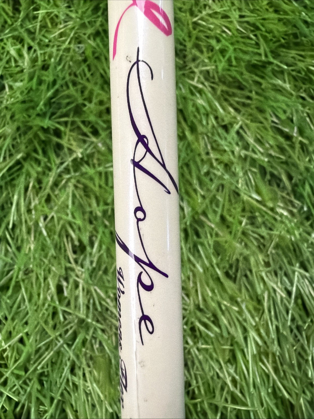 Wilson Hope 8 Iron RH Womens Flex Graphite Shaft 36"