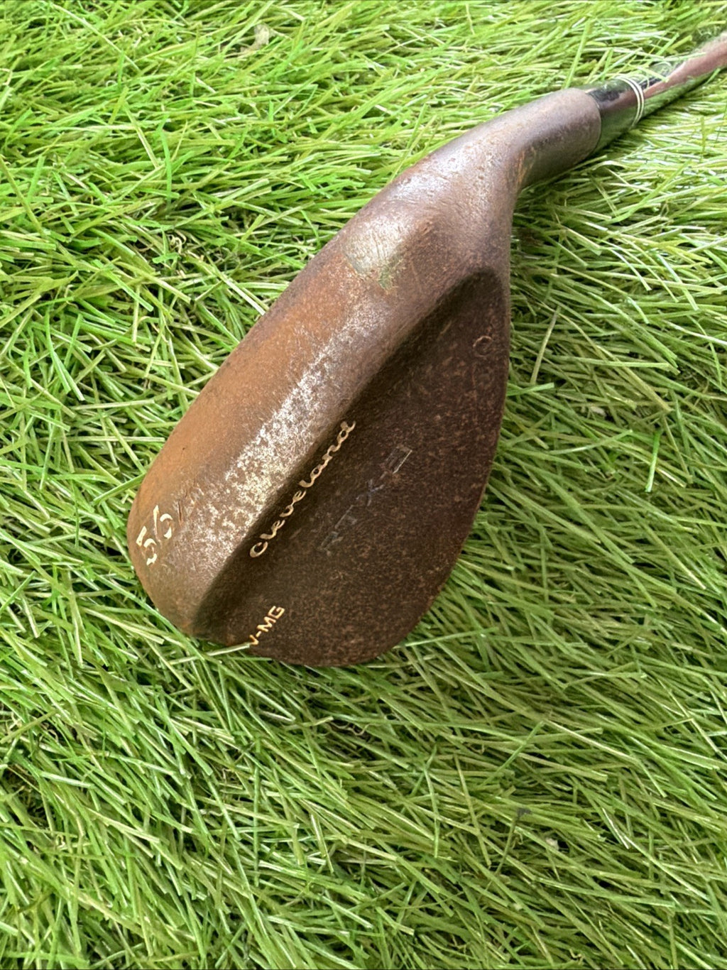Cleveland RTX 3 Raw 56° Wedge V-MG RH Steel Shaft 35.5"