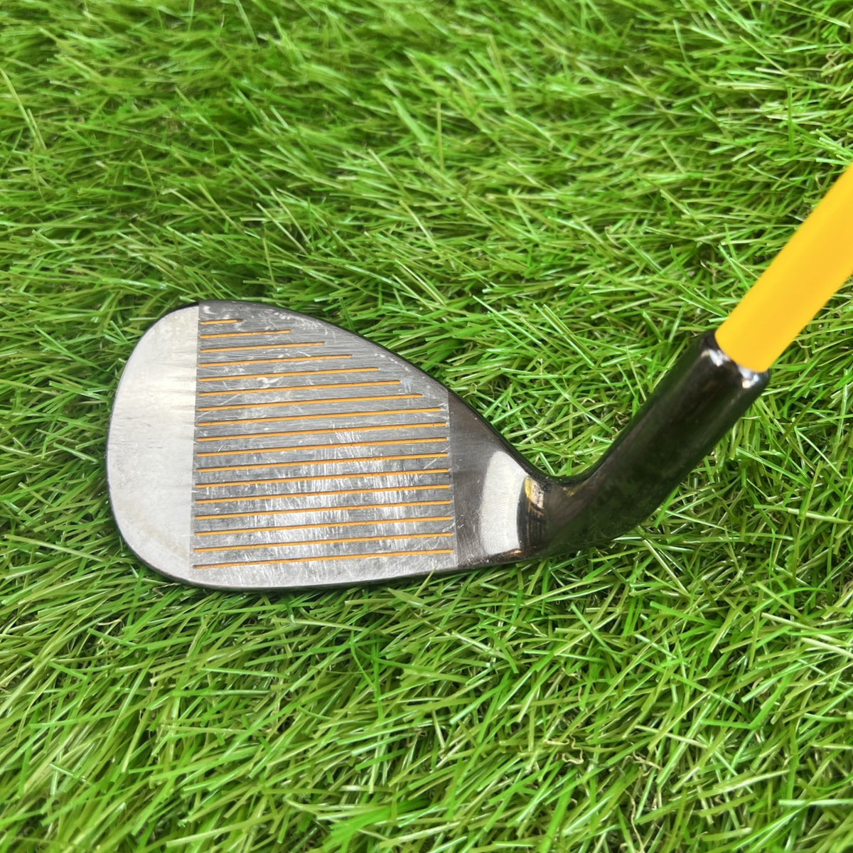 Momentus Short Game Wizard 60 Degree RH Weighted Wedge 260 Grams 35"