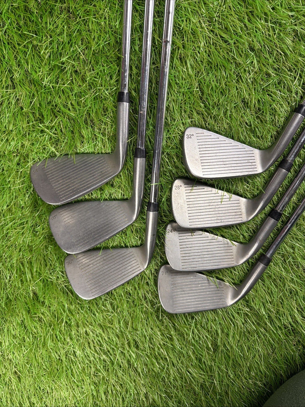 Tommy Armour 855s Silver Scot Iron Set (3-9) RH Tour Step II Regular Flex Shafts