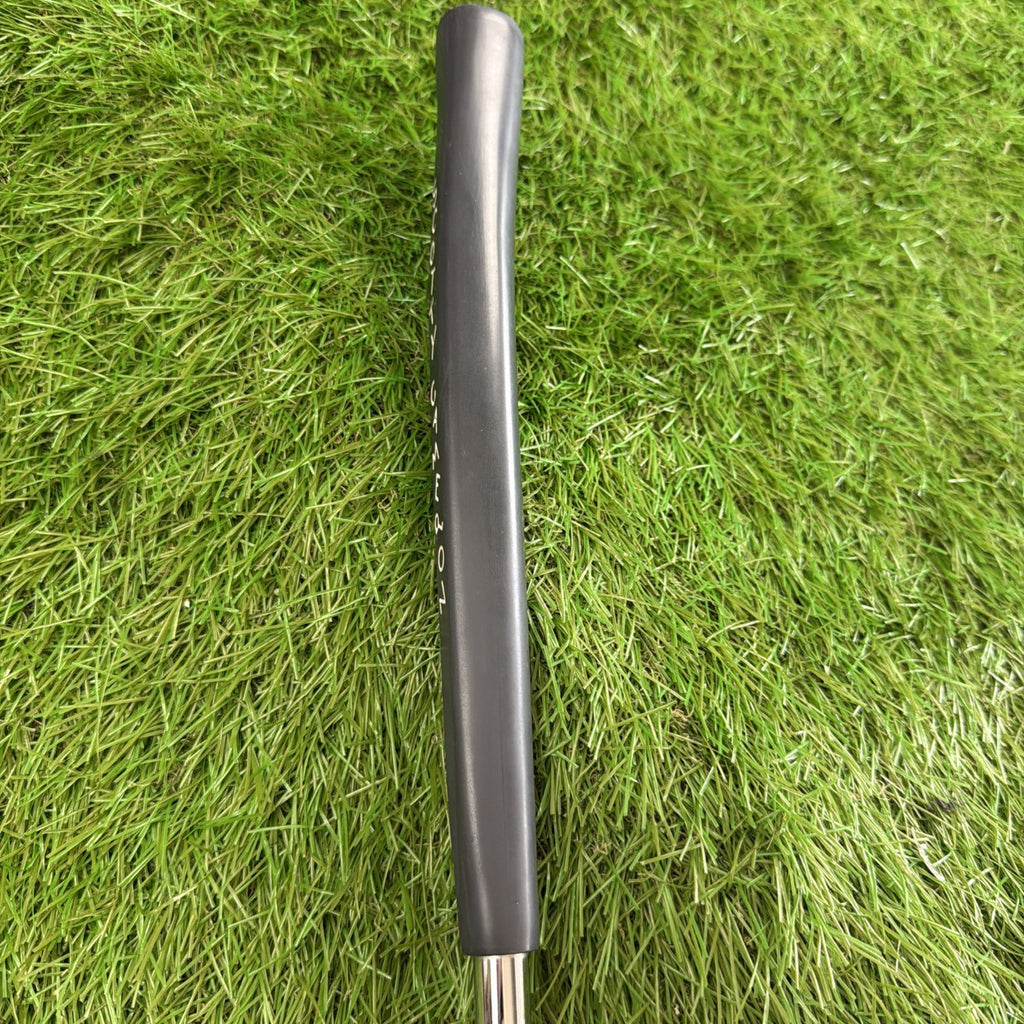 Scotty Cameron Special Select Newport Putter RH 35" - Mint