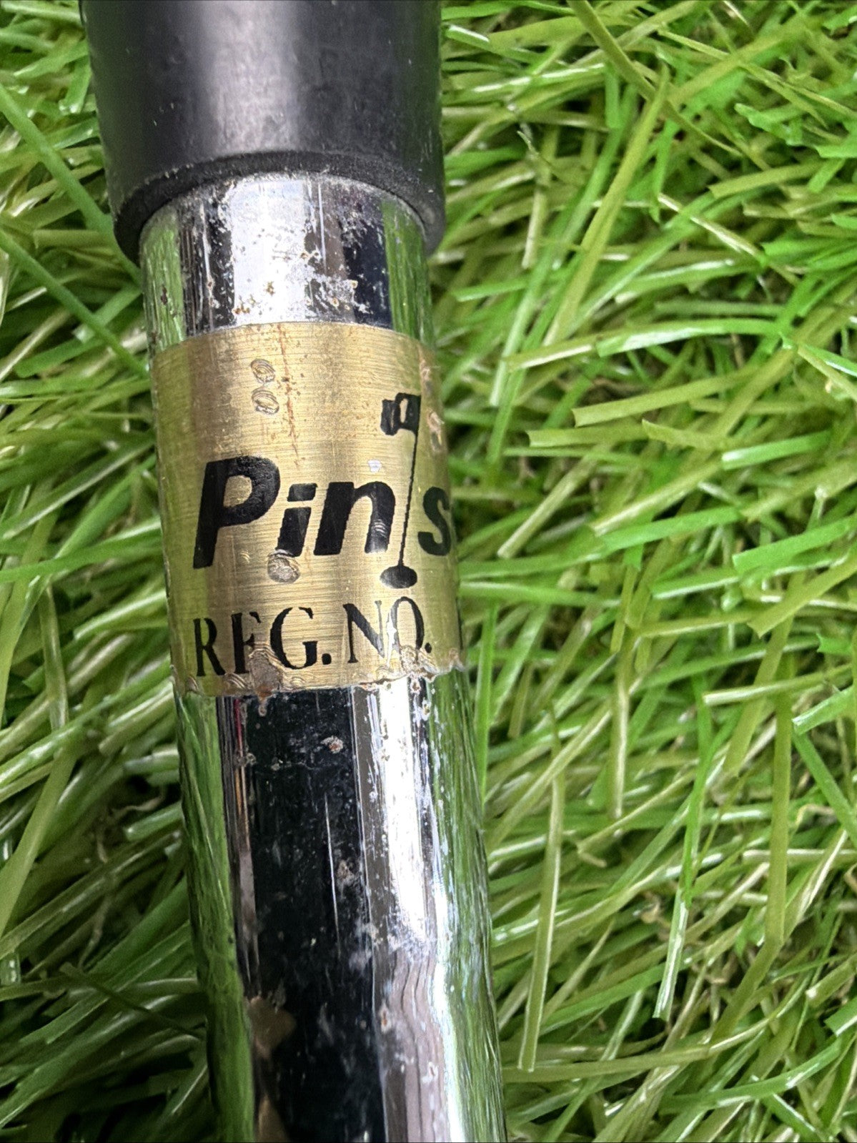 Pinseeker Pitching Wedge RH Dynamic Gold S300U Stiff Flex 35"