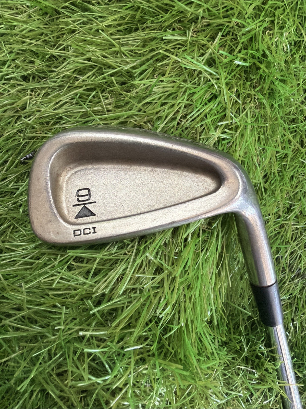Titleist DCI 9 Iron RH Dynamic Gold Stiff Flex Shaft 36"