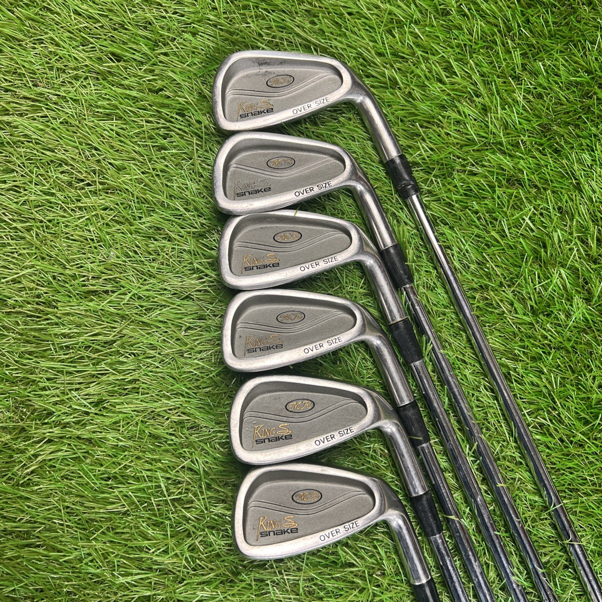 Cobra King Snake OS Iron Set (3-9 No 7 Iron) RH True Temper Dynamic Regular Flex
