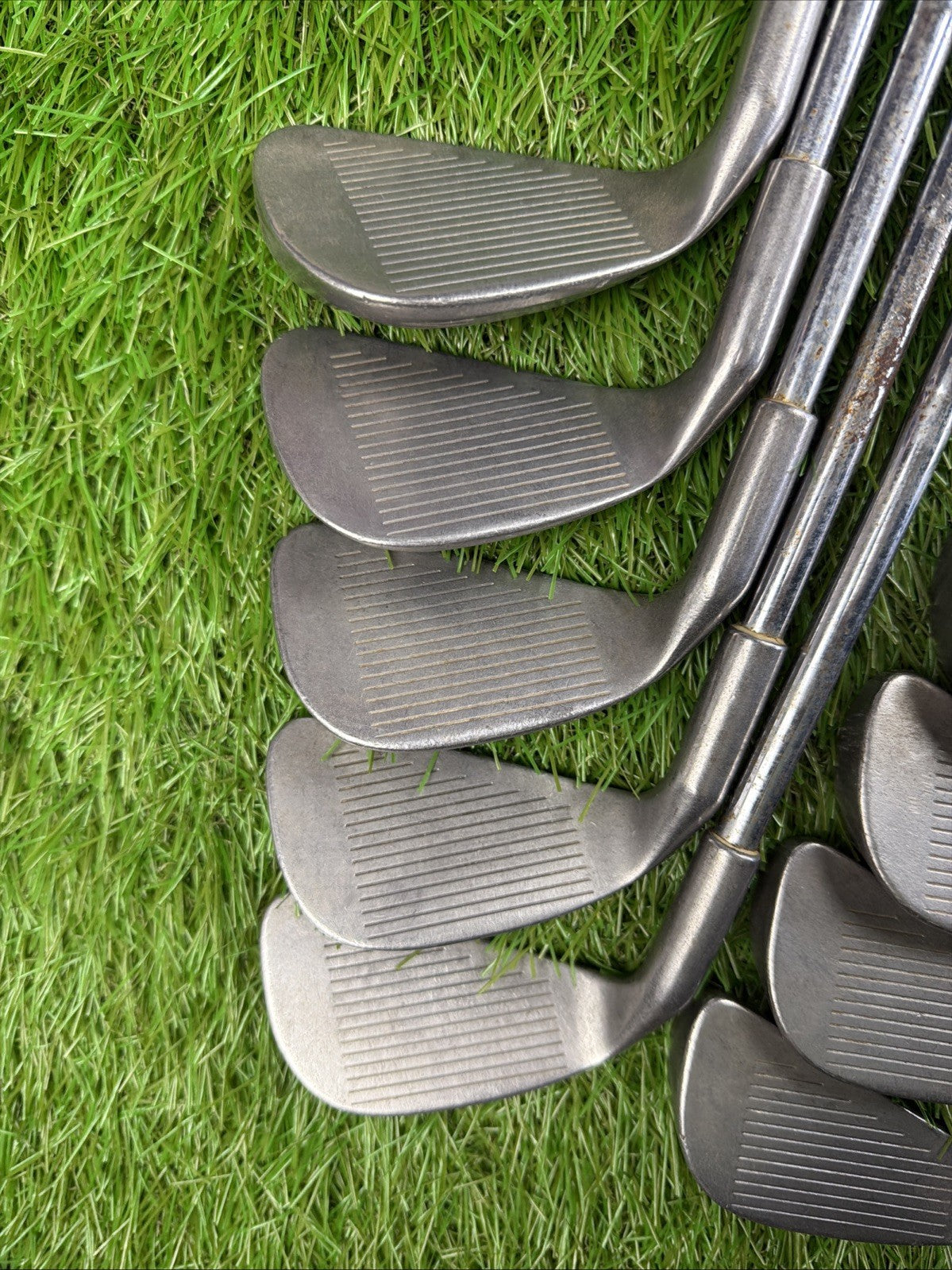 Ping Eye "Cat Eye" Iron Set (2-PW) Black Dot RH ZZ Lite Siff Flex Shafts