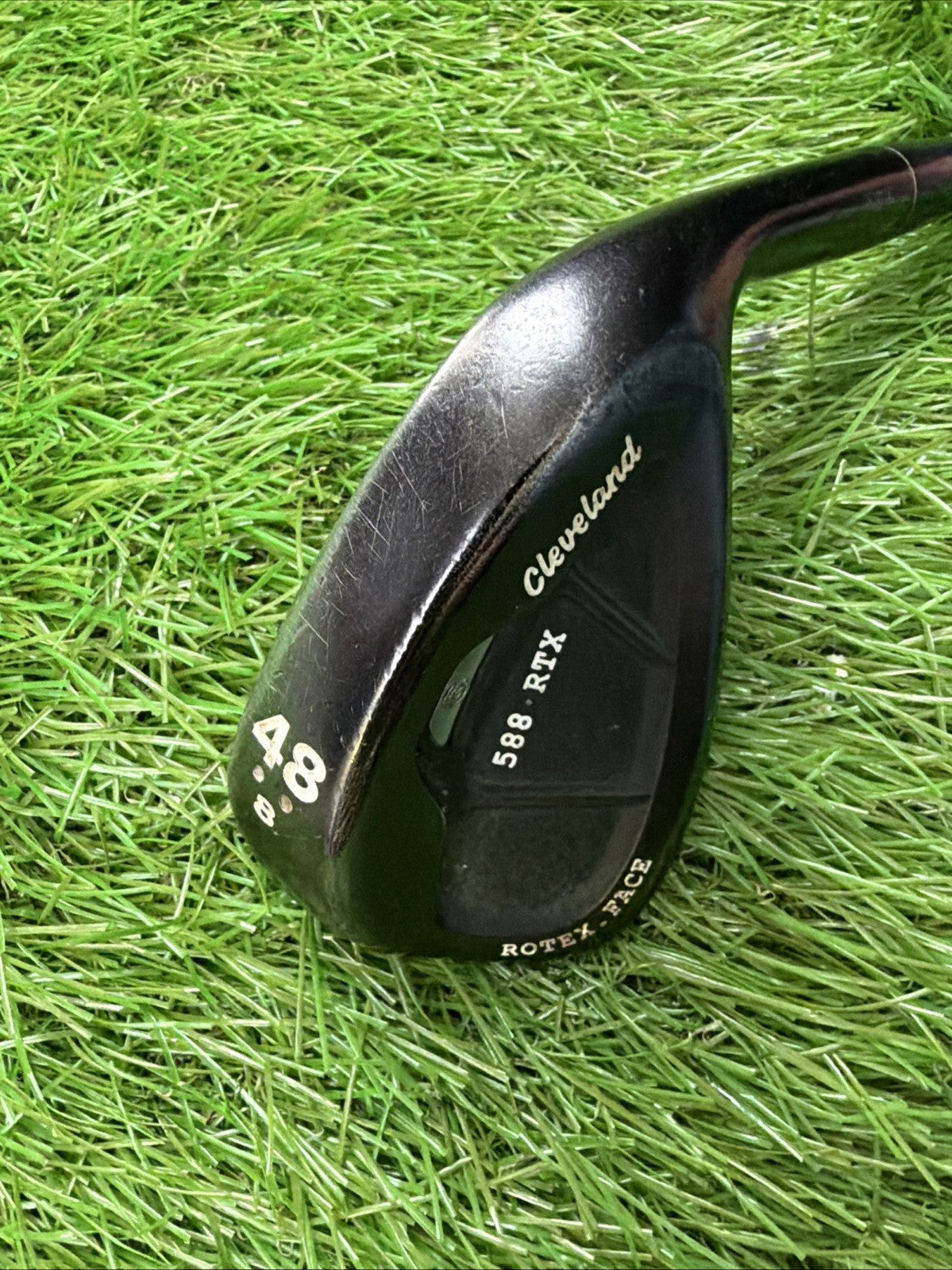 Cleveland 588 RTX 48° Wedge RH Dynamic Gold Wedge Flex Shaft 36"