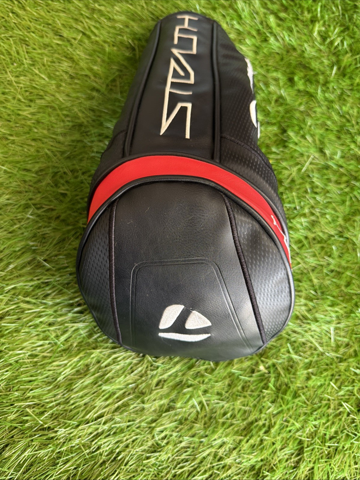 TaylorMade Stealth Driver Headcover Black/Red