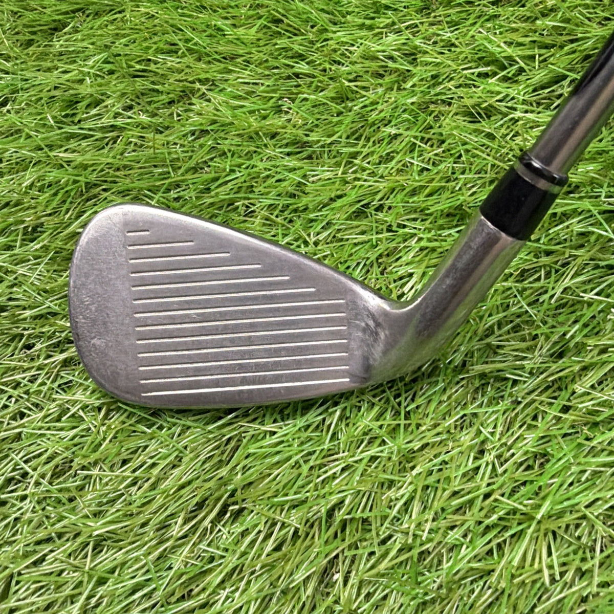 Wilson Staff D350 8 Iron RH Elements 59FR Regular Flex Shaft 36.75"