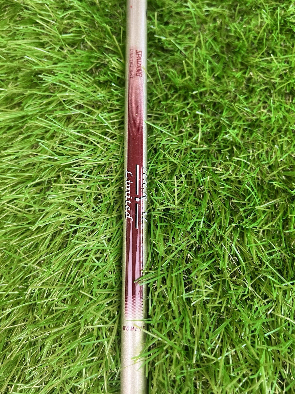 Spalding Tour XL Limited 7 Iron RH Women's Flex Graphite Shaft 36.5"