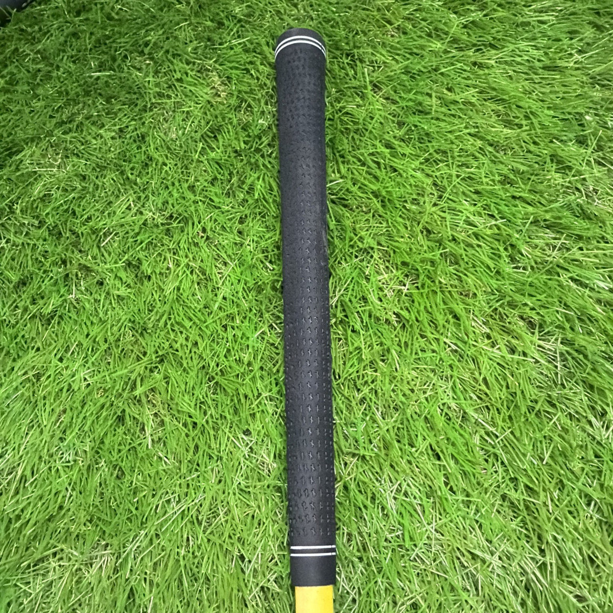 Titleist 975L-FE 8.5° Driver Pro Titanium RH Penley 71g Regular Flex Shaft 44.5"