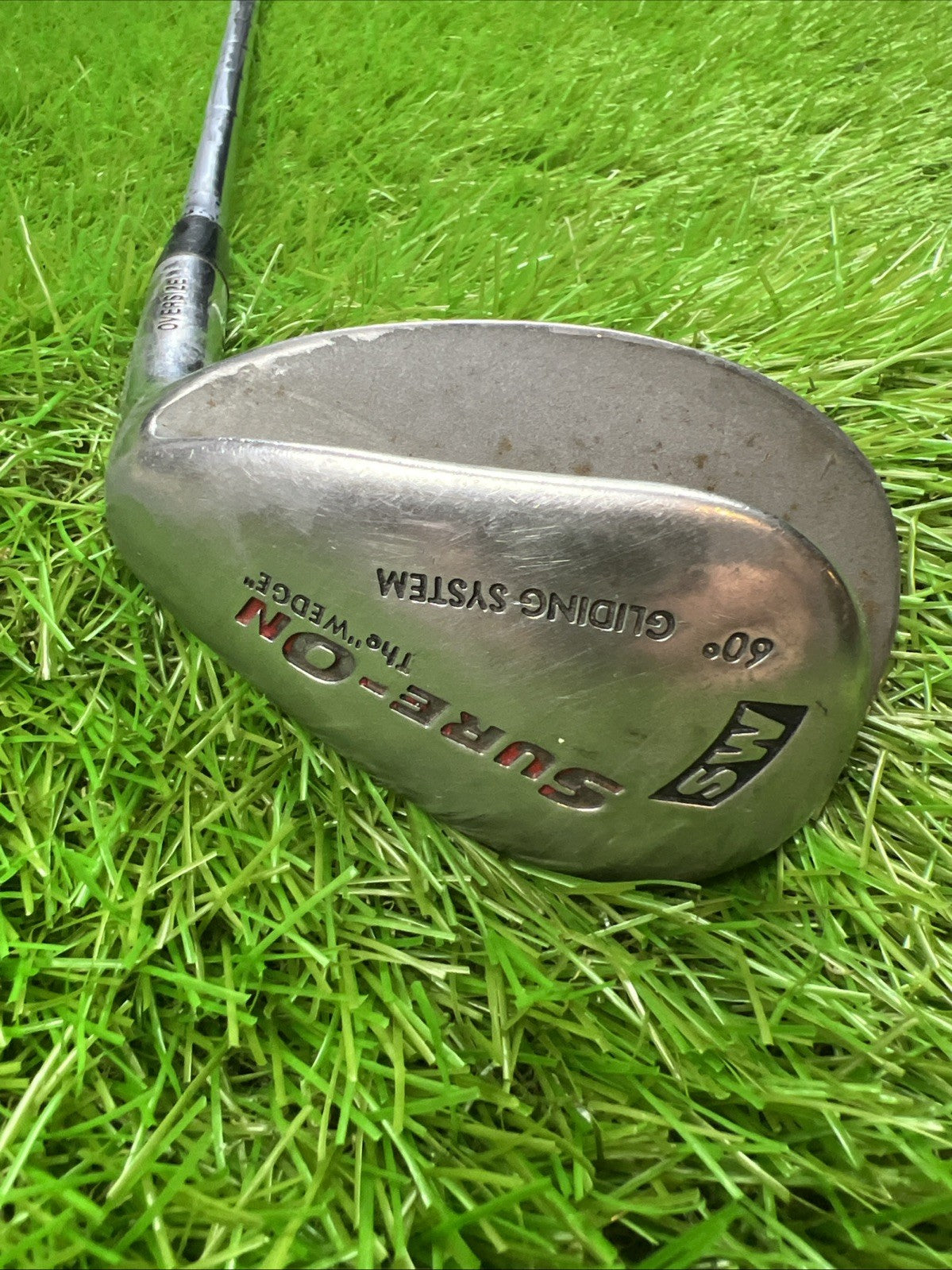 Sure-On 60° Wedge Oversize RH Dynamic Gold Shaft 36"