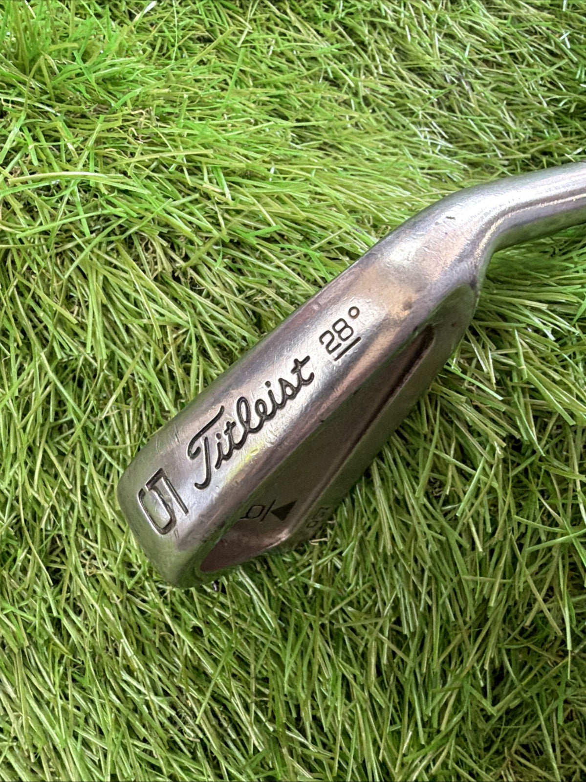 Titleist DCI 5 Iron 28° RH Dynamic Gold Stiff Flex Shaft 38"