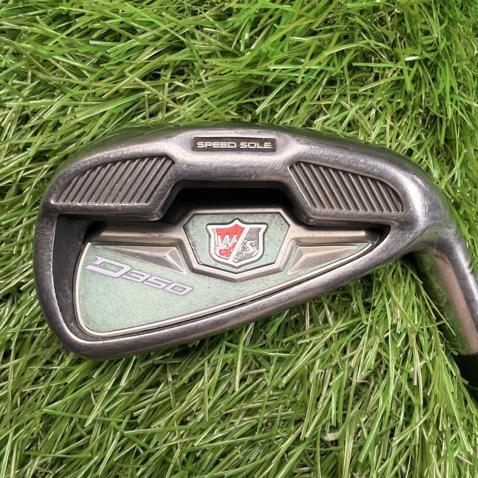 Wilson Staff D350 8 Iron RH Elements 59FR Regular Flex Shaft 36.75"