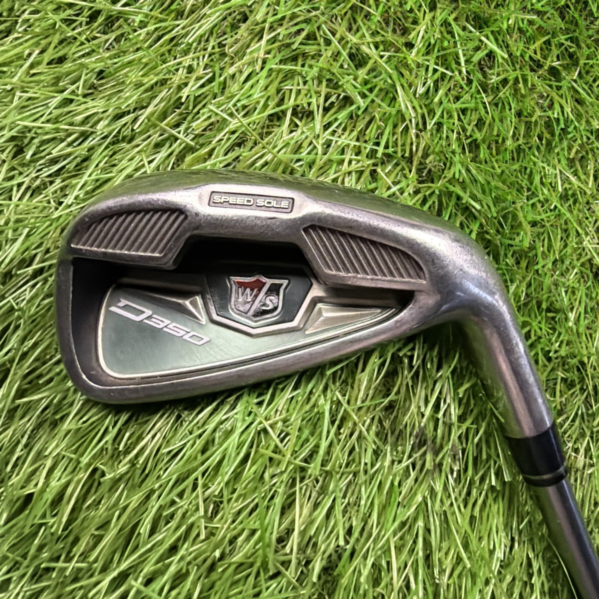 Wilson D350 7 Iron Speed Sole RH Elements Chrome 59FR Regular Flex Shaft 37"