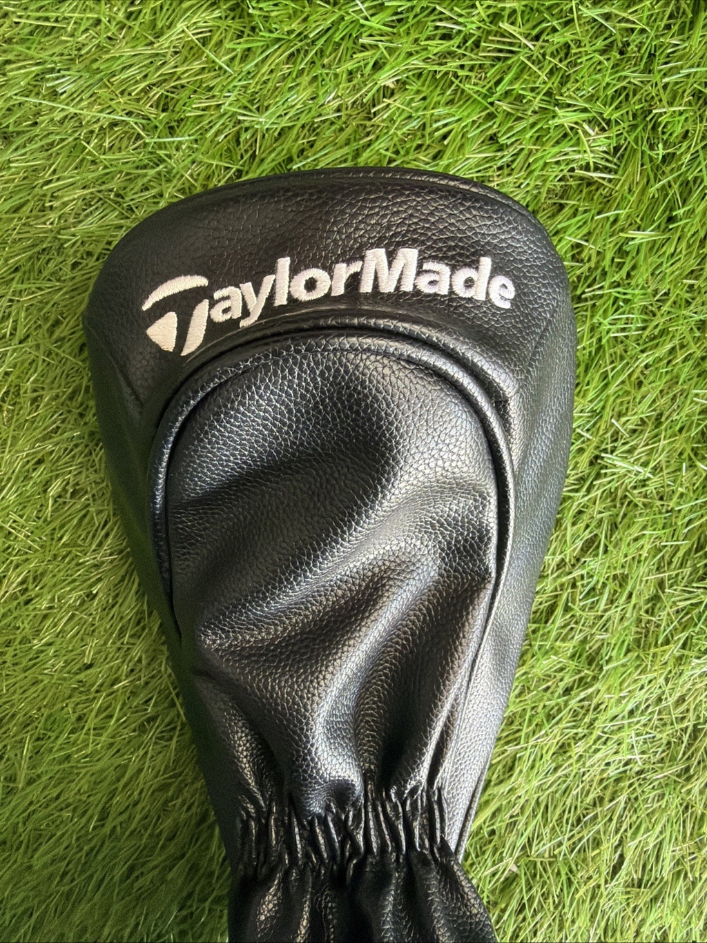 TaylorMade Stealth 2 Driver Headcover Red / White / Black