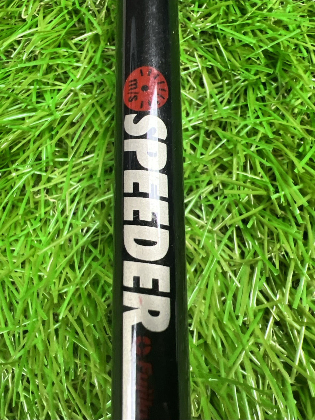Titleist Titanium 975L-FE 9.5° Driver RH Fujikura Speeder Stiff Flex Shaft 45"