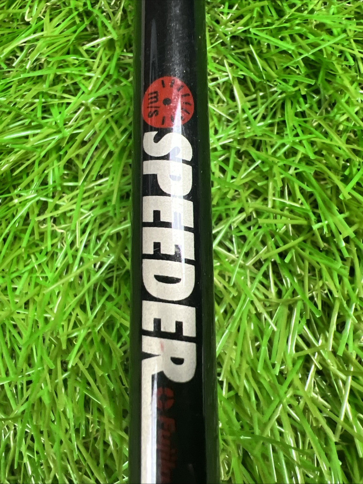 Titleist Titanium 975L-FE 9.5° Driver RH Fujikura Speeder Stiff Flex Shaft 45"