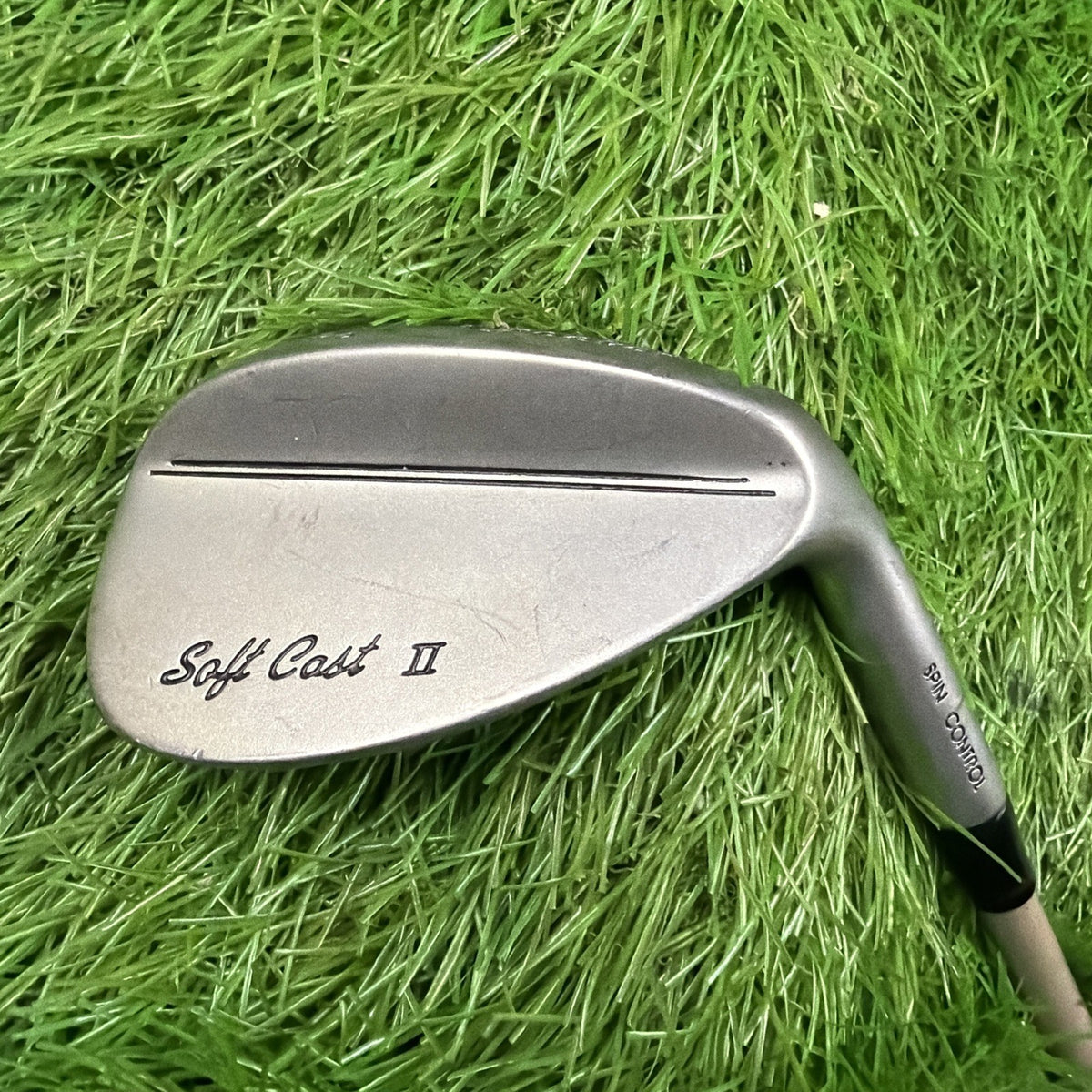 Pin Seeker 56° Wedge Soft Cast II RH Expeditor Lite Flex Shaft 34"