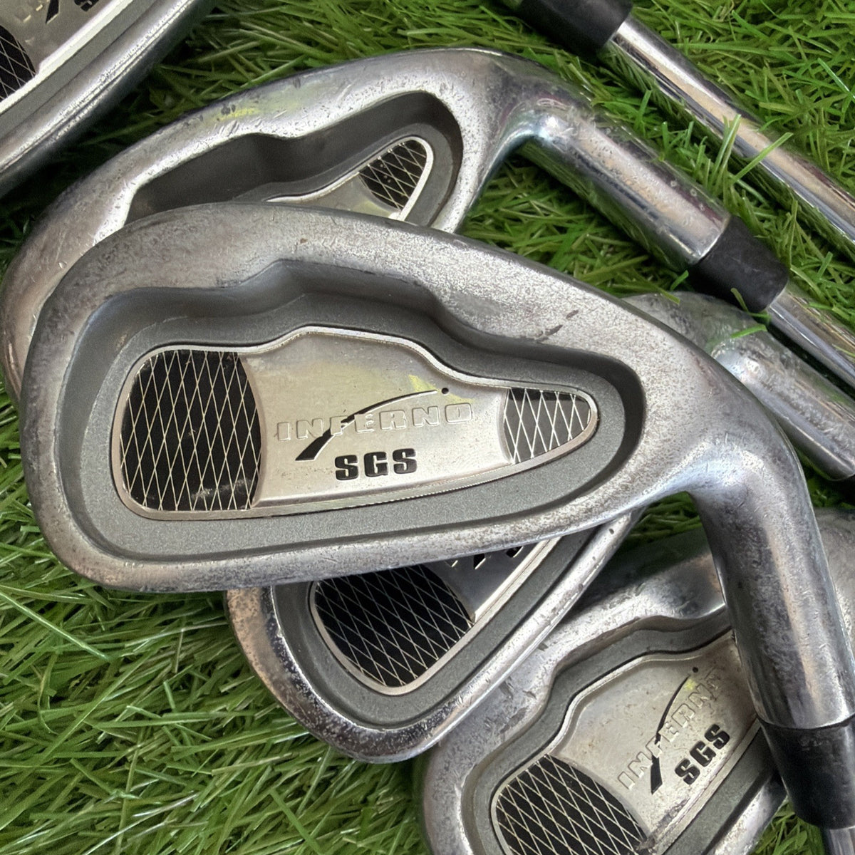 Inferno SGS Iron Set (5-9) RH Steel Shafts Uniflex