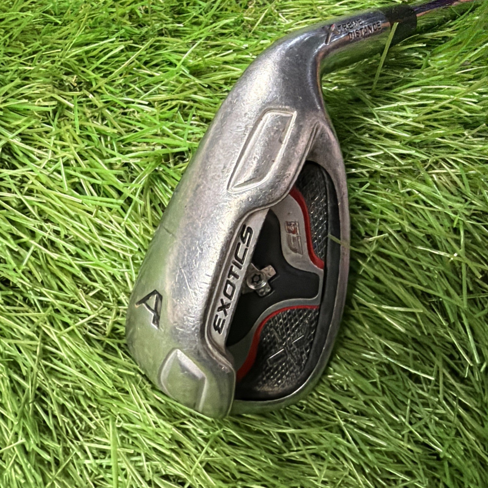 Exotics E8 A Wedge RH Project X 5.5 Regular Plus Flex Shaft 35"