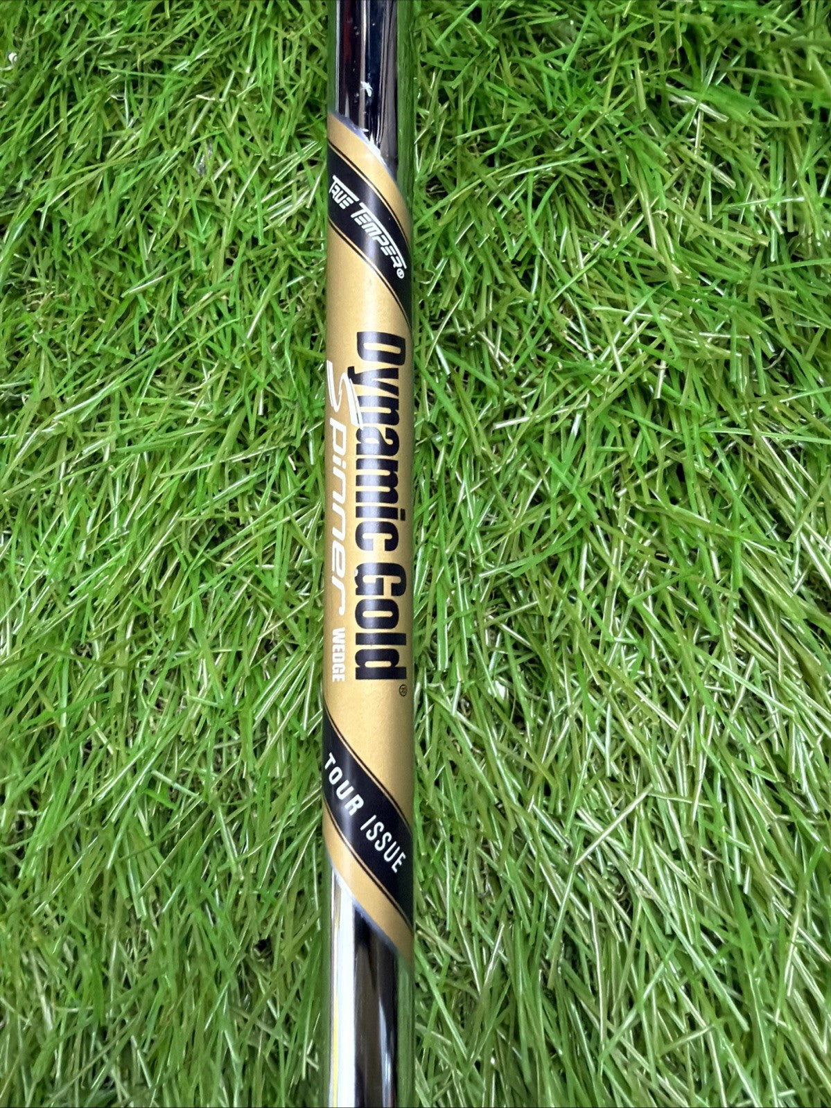 Cleveland RTZ 52° Wedge RH Dynamic Gold Spinner Wedge Flex Shaft 35.75"