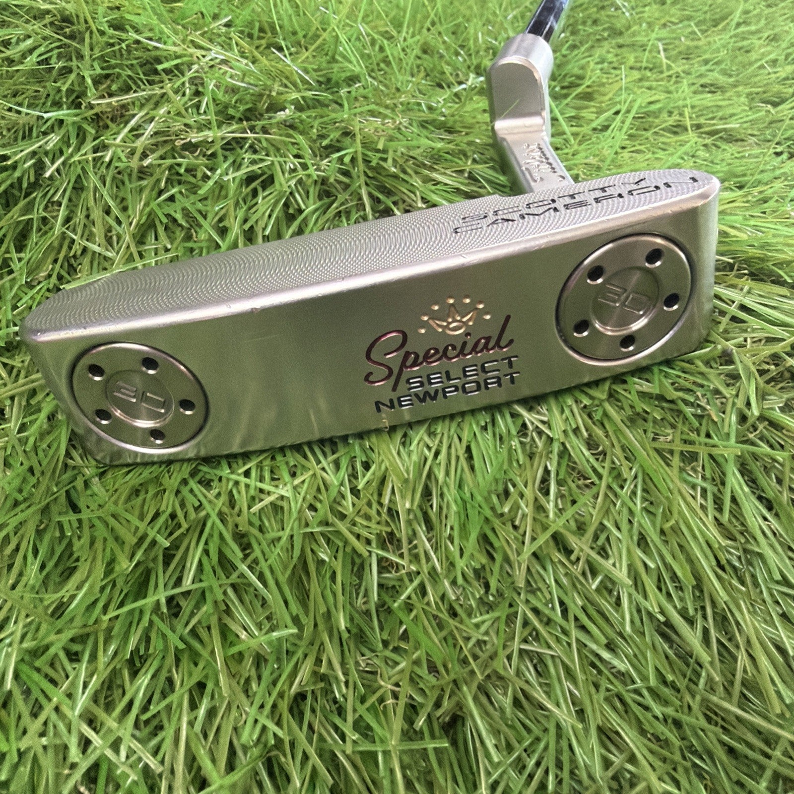 Scotty Cameron Special Select Newport Putter RH 35" - Mint