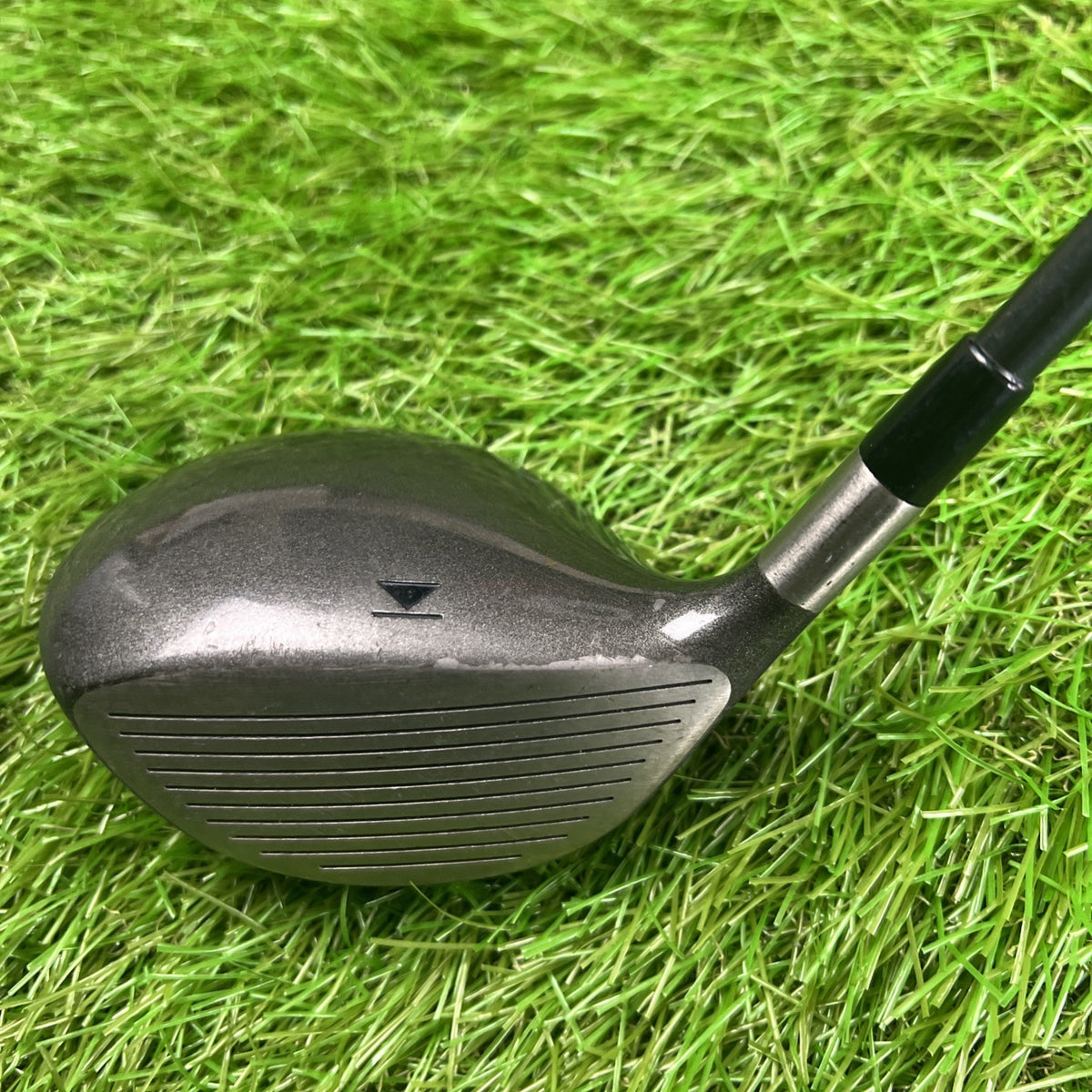 Titleist 976R 9° Pro Titanium Driver RH Stiff Flex Graphite Shaft 44"