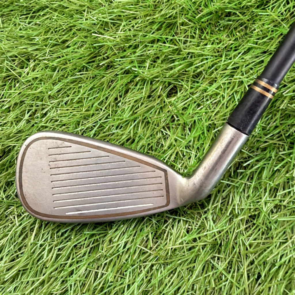 Cleveland QuadPro 4 Iron RH Regular Flex Graphite Shaft 39"