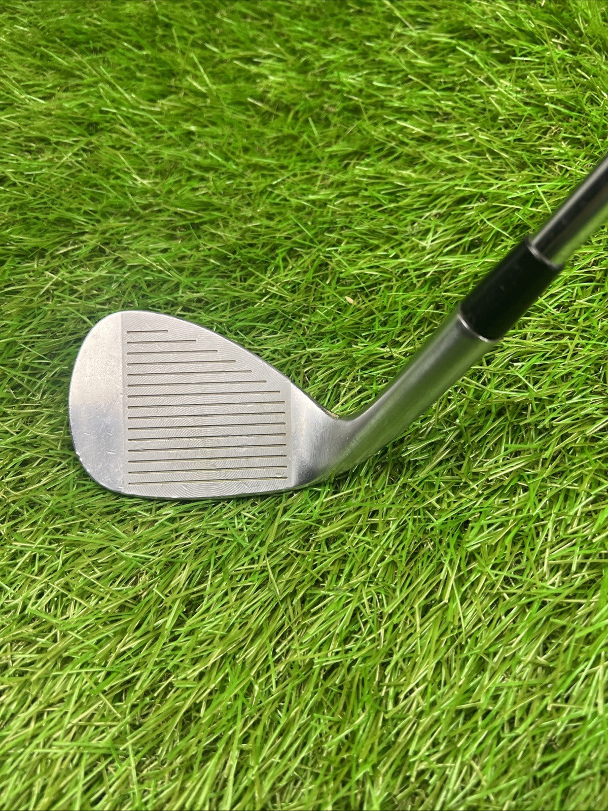 Cobra King MIM 56° Wedge RH KBS Hi Rev 2.0 125 Stiff Flex Shaft 35.5"