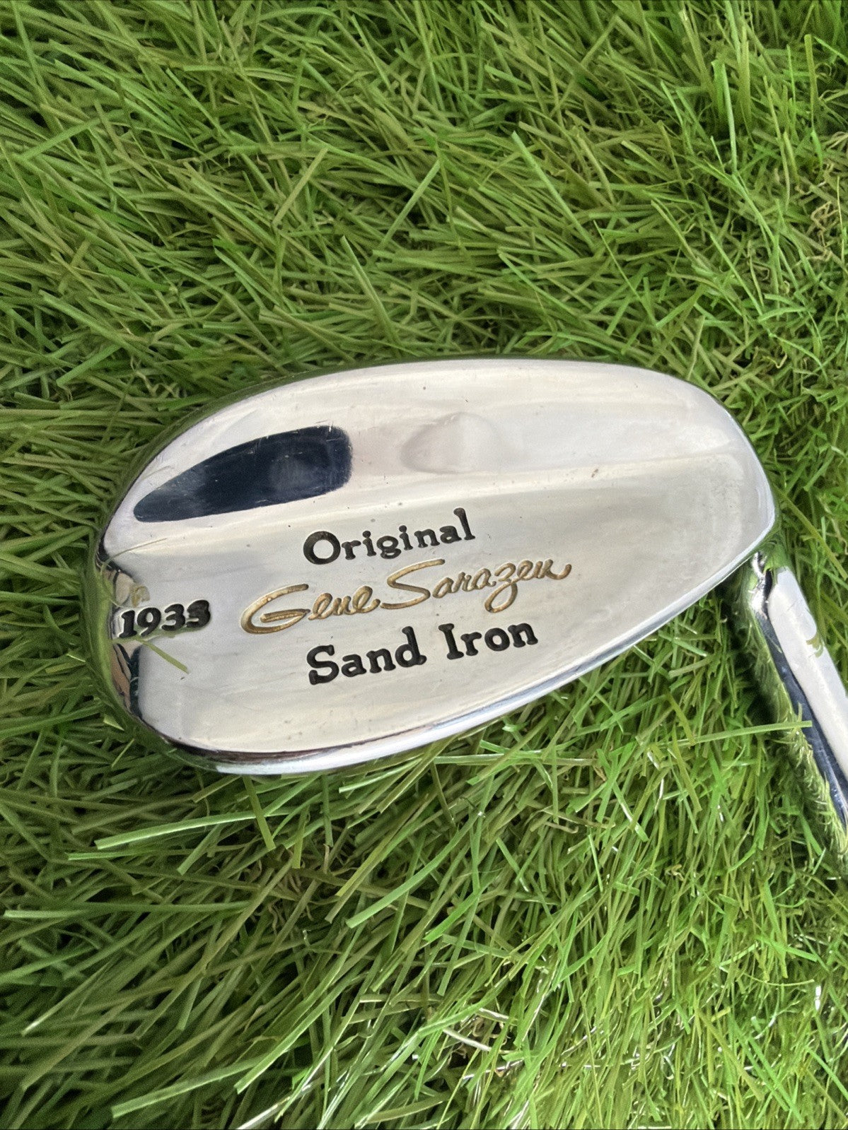 Vintage Wilson R-90 1935 Gene Sarazen Sand Iron RH 35" - Pristine