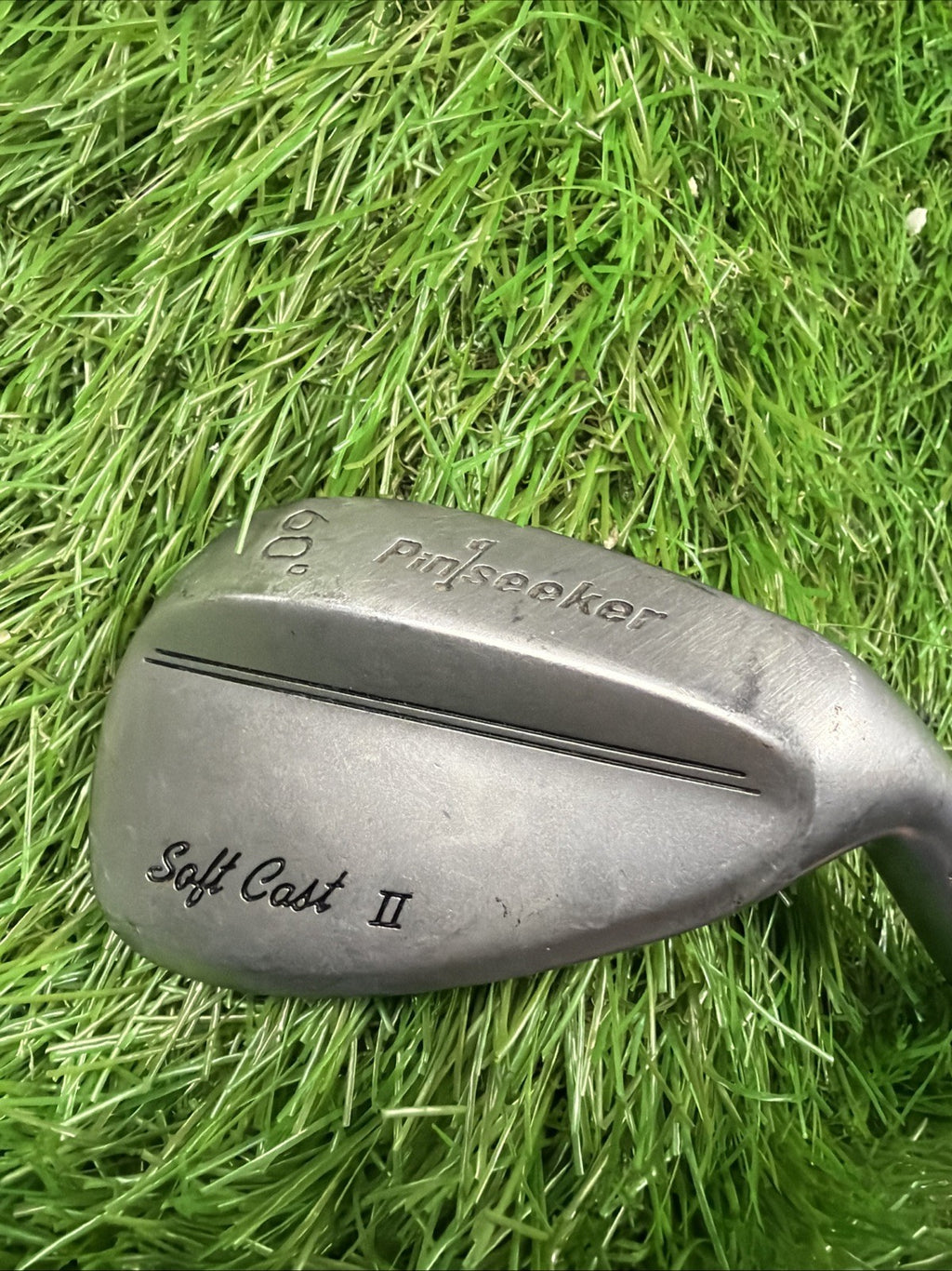 Pin Seeker 60° Wedge Soft Cast II RH Expeditor II Lite Shaft 34"