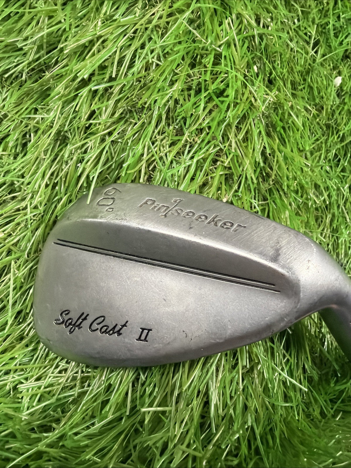 Pin Seeker 60° Wedge Soft Cast II RH Expeditor II Lite Shaft 34"