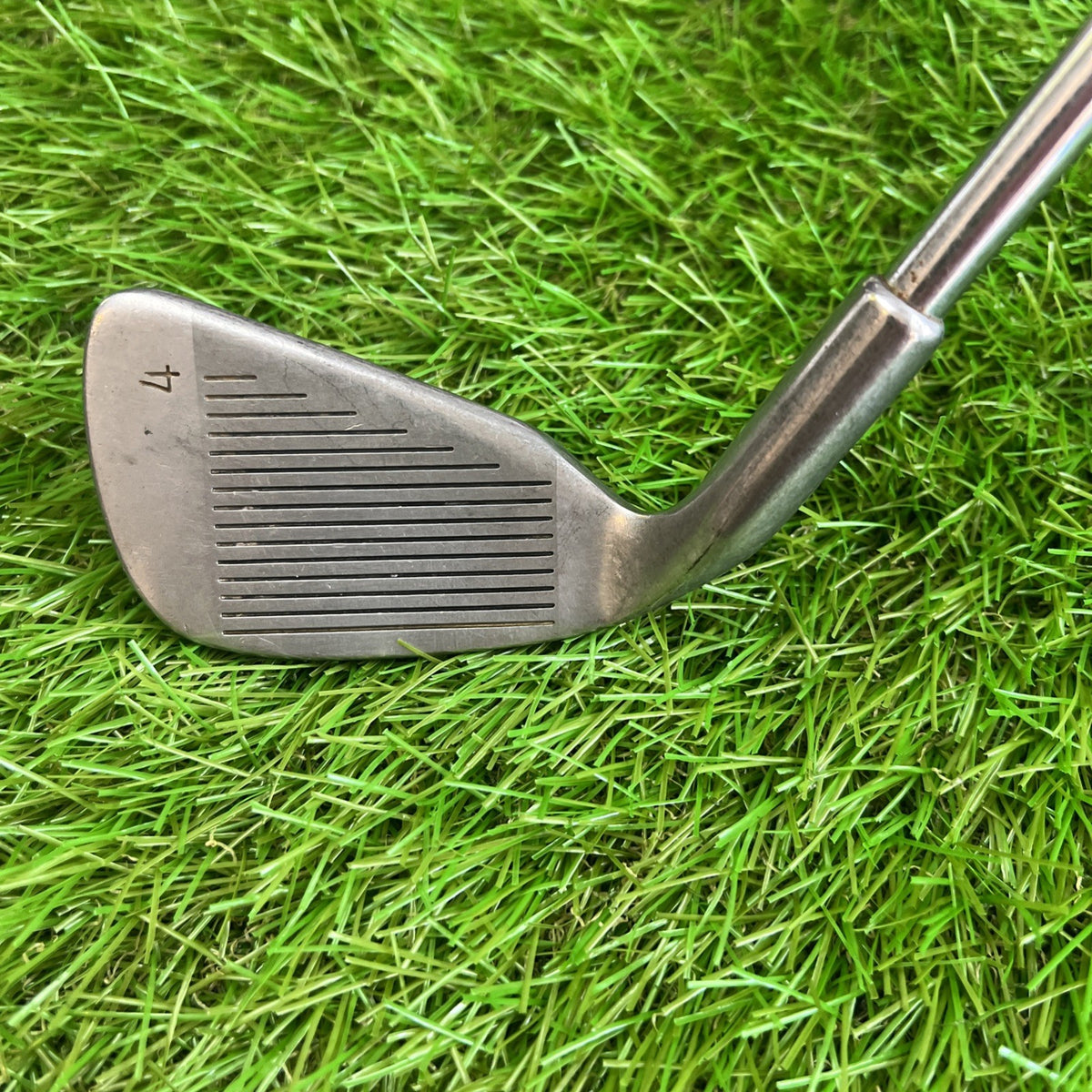 Nomad Radial Sole 4 Iron RH AP 44 Regular Flex Shaft 38"