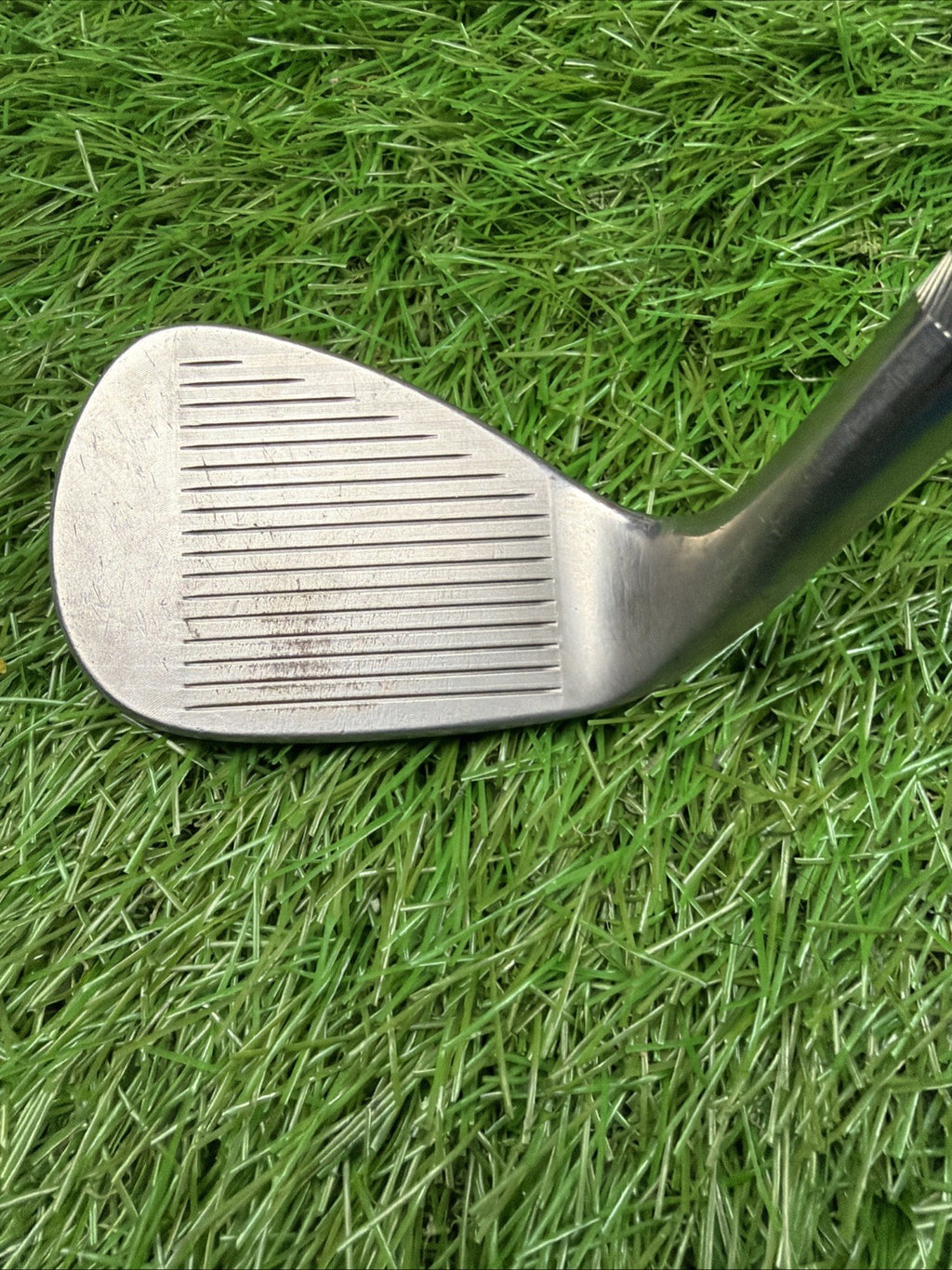 Titleist SM8 Vokey 56° 10S Wedge RH Steel Wedge Flex Shaft 35.5"