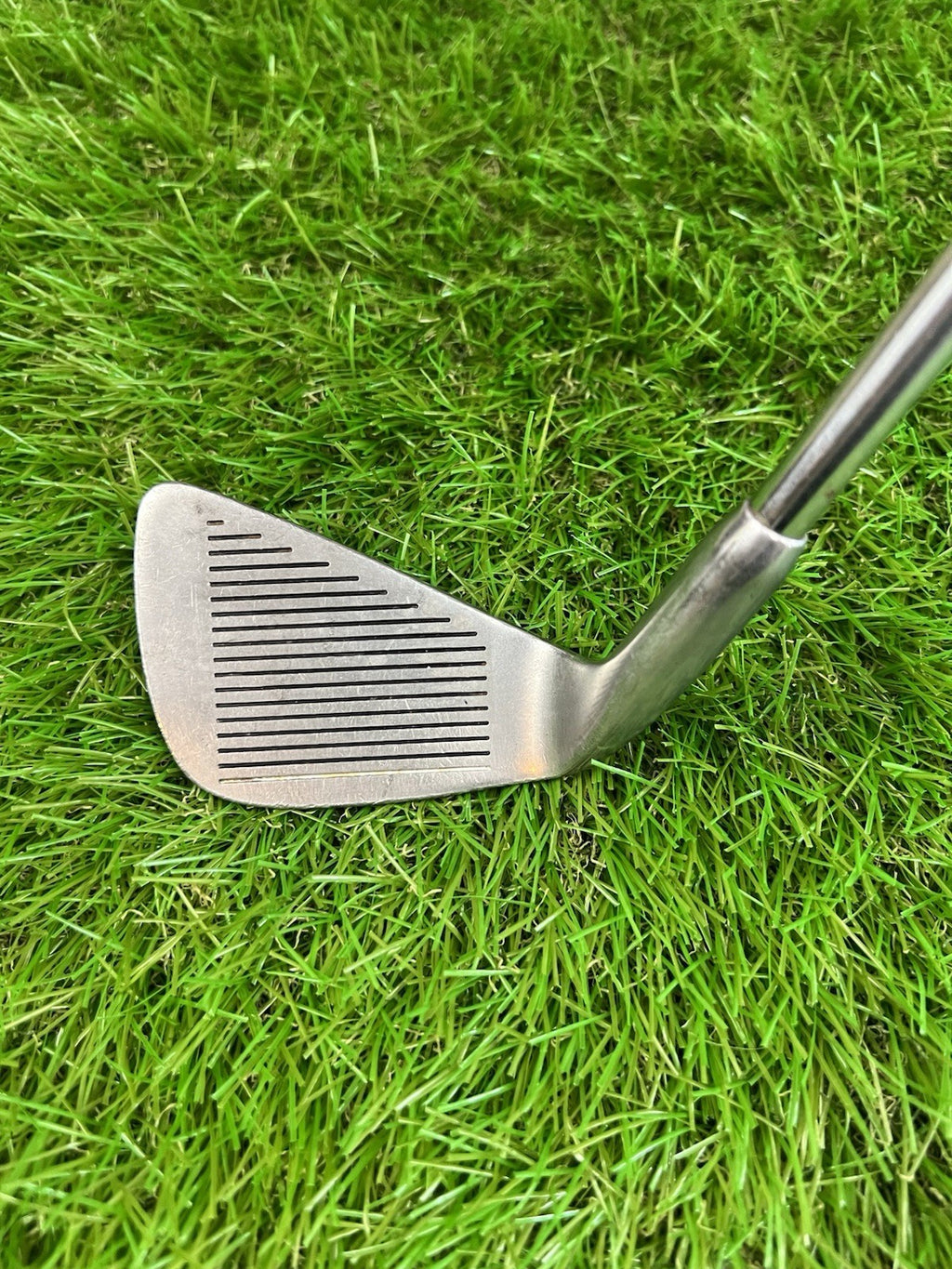 Vintage Palm Springs Desert Classic 9 Iron RH Steel Shaft  36"