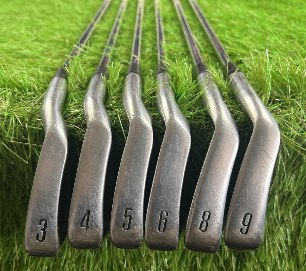 Cobra King Snake OS Iron Set (3-9 No 7 Iron) RH True Temper Dynamic Regular Flex