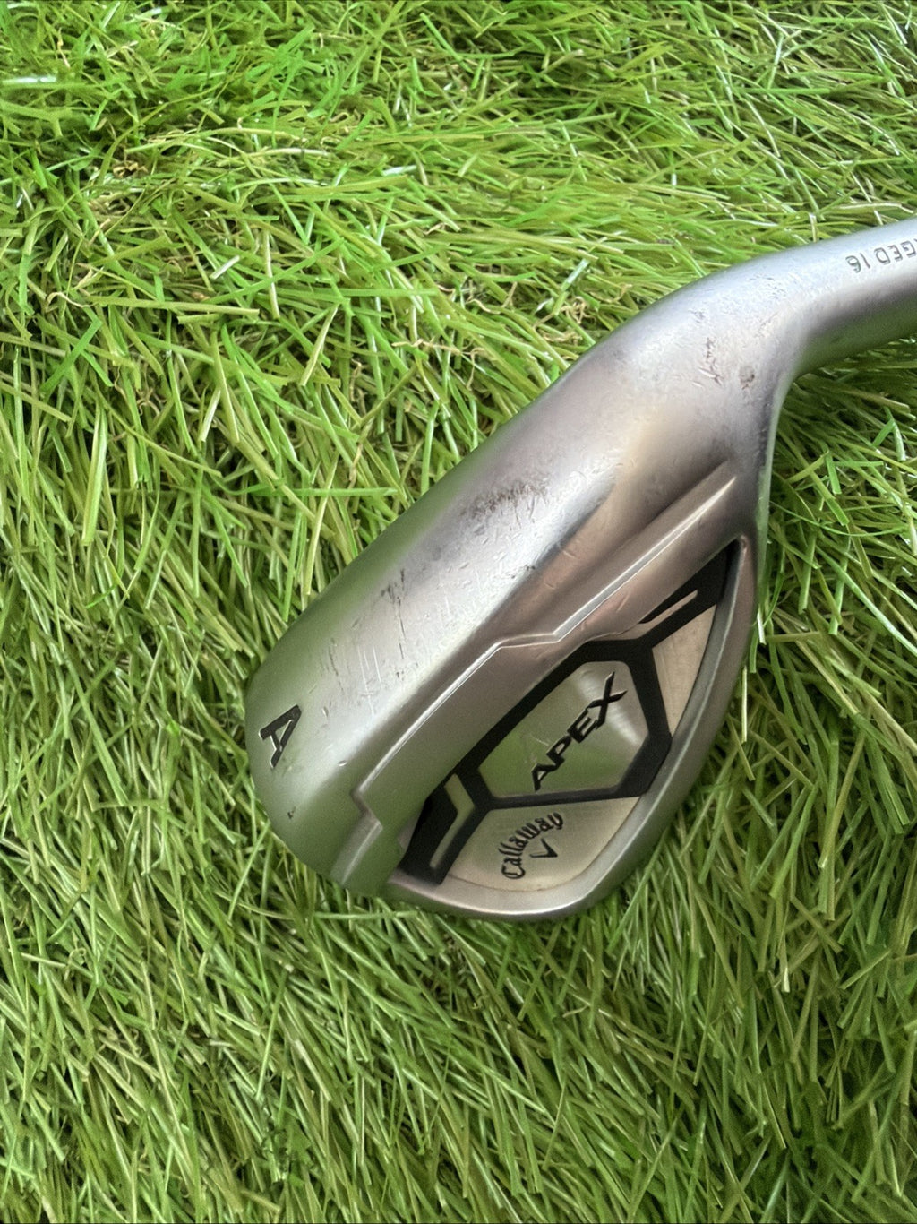 Callaway Apex A Wedge Forged 16 RH KBS Tour-V 100 Regular Flex Shaft 35.5"