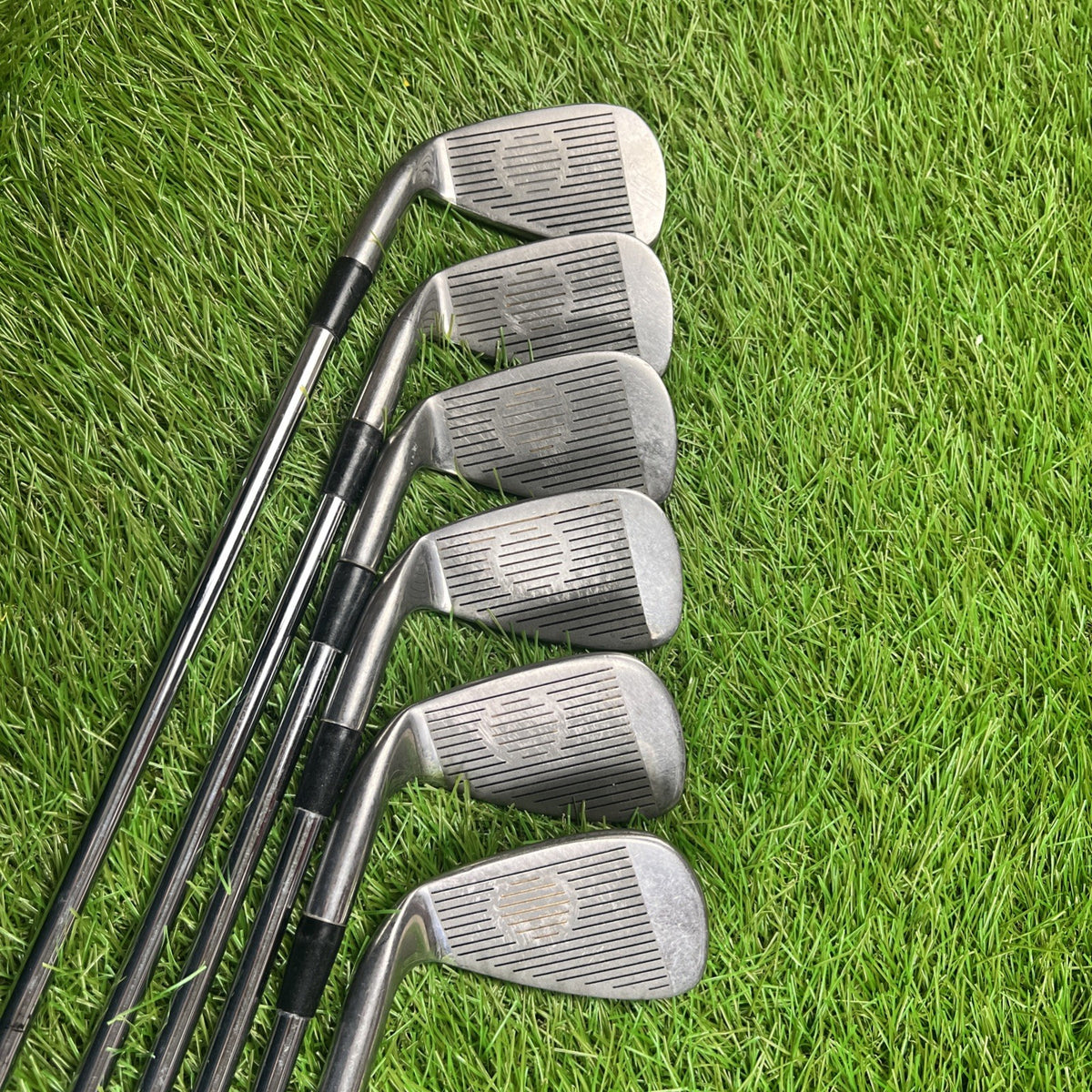 Cobra King Snake OS Iron Set (3-9 No 7 Iron) RH True Temper Dynamic Regular Flex