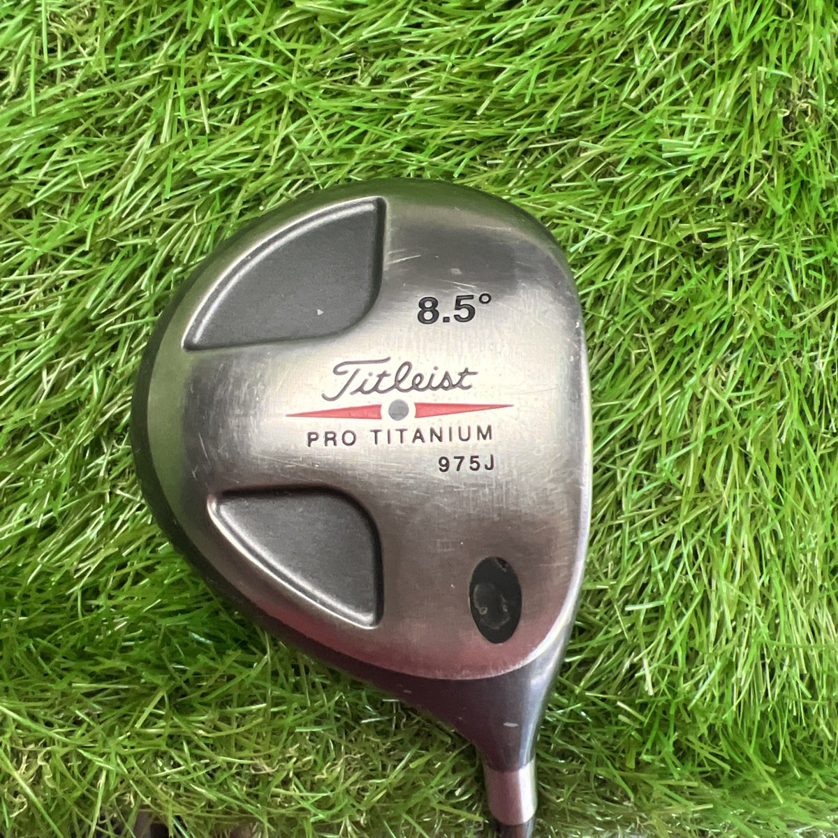 Titleist 975J 8.5° Driver RH Speeder757 Stiff Flex Shaft 45"