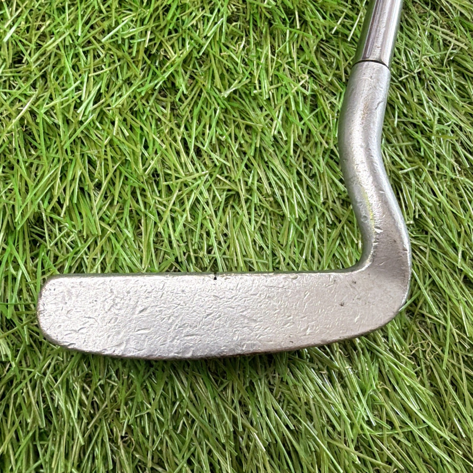 Wilson Staff 355 8823 Putter RH Steel Shaft 36"