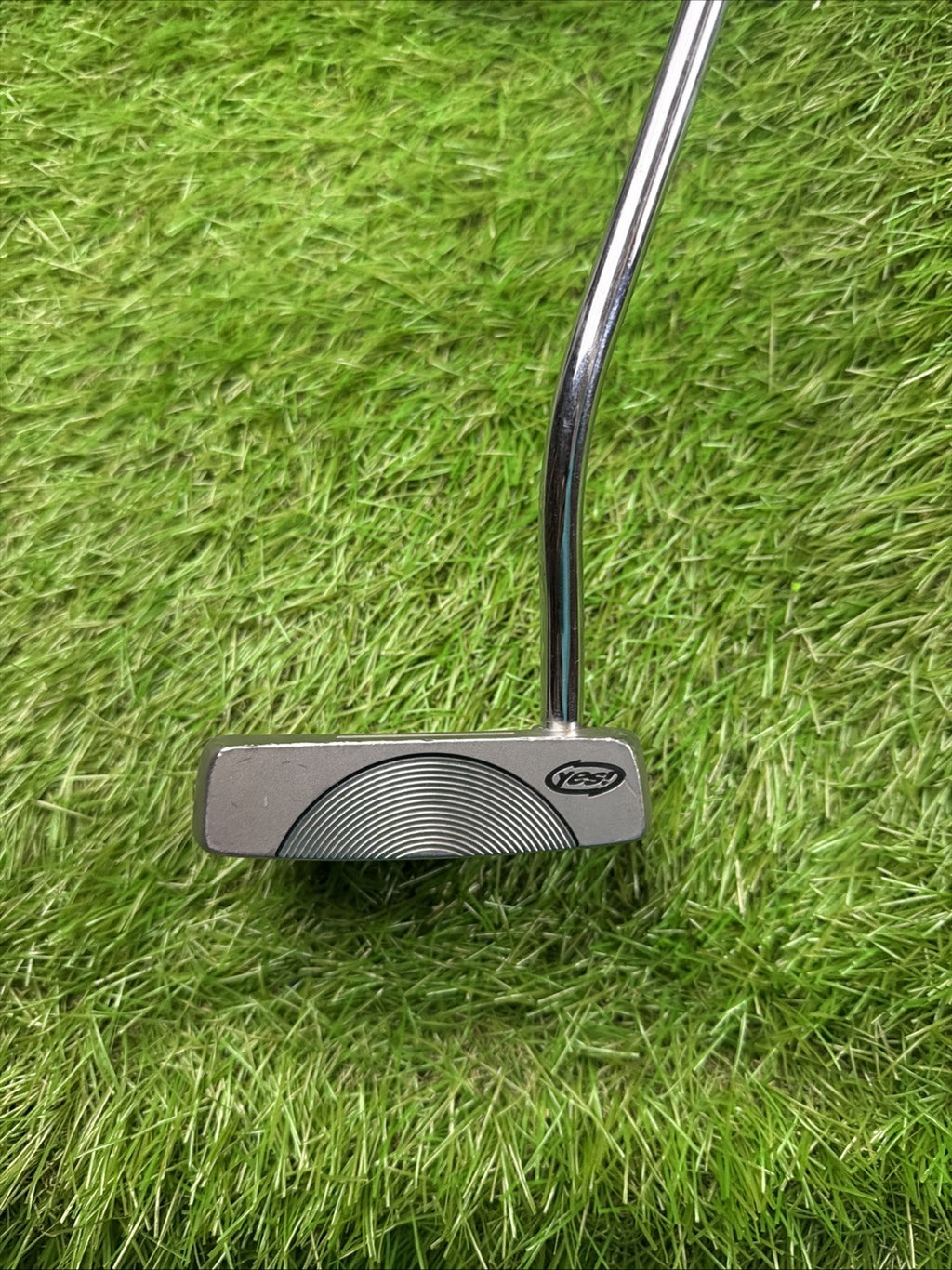 Yes! Sara-12 Putter C-Groove RH Steel Shaft 34"