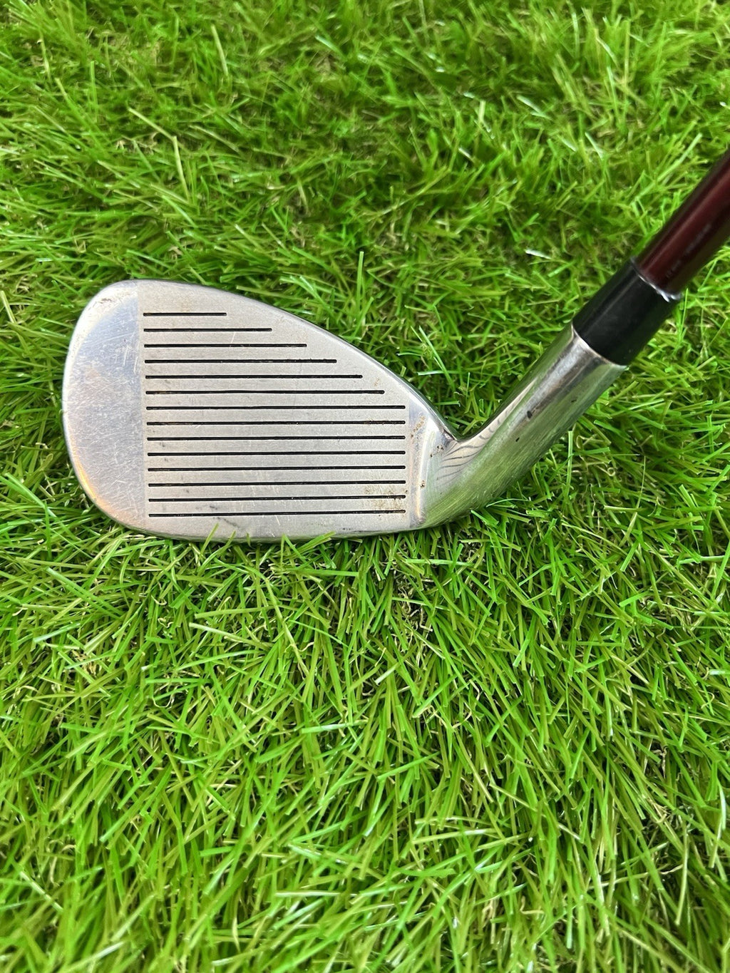 Tommy Armour Royal Scot 9 Iron Under Cut RH Mid Firm Flex Graphite Shaft 35.5"