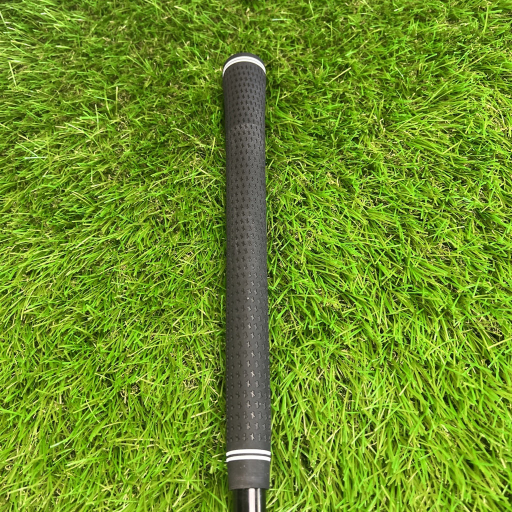 Titleist 975J 8.5° Driver RH Speeder757 Stiff Flex Shaft 45"